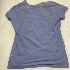 Lululemon top